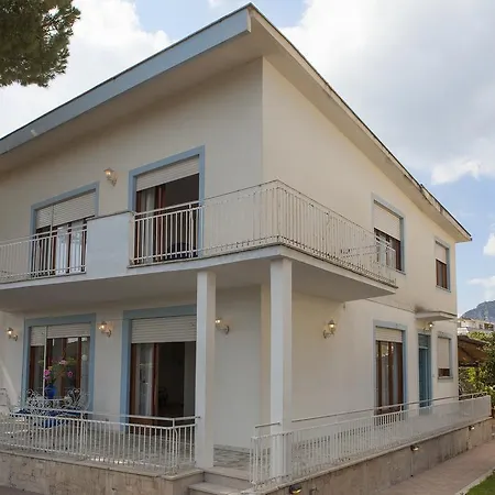 Lina וילה *